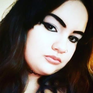 Meet your Posher, Jade